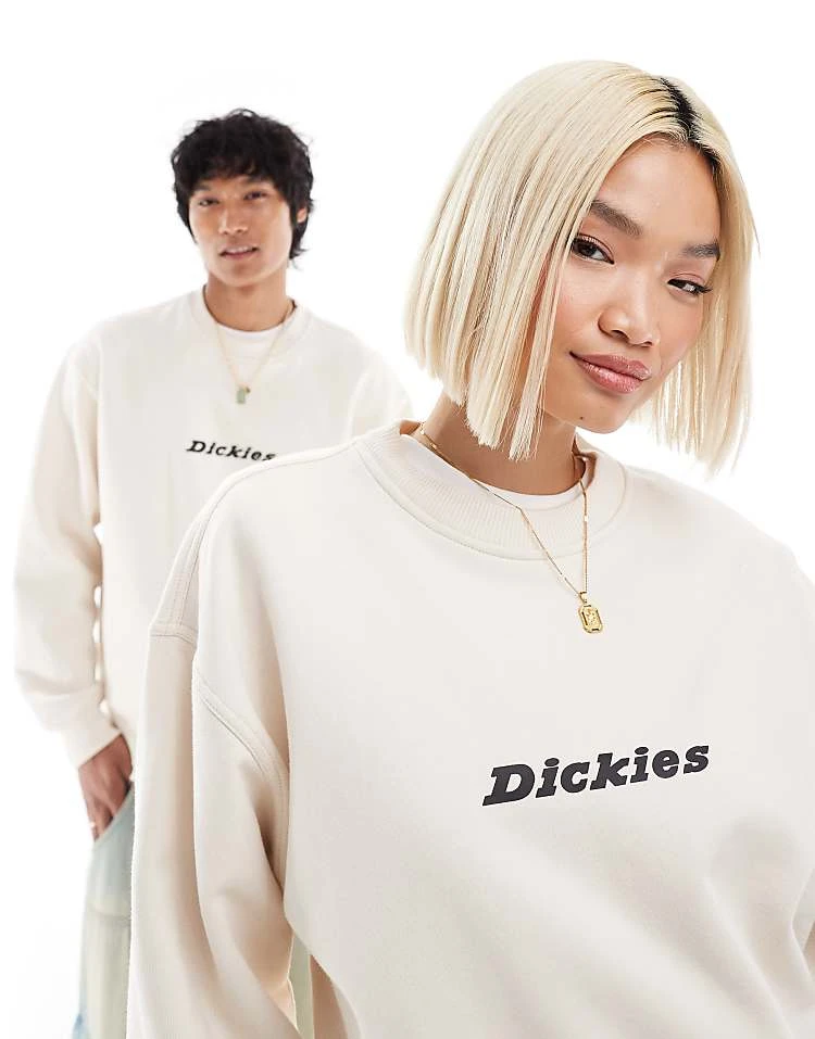 Dickies Central Logo Sweatshirt In White For Unisex 5 Dickies Central Logo Sweatshirt In White For Unisex - Image 4